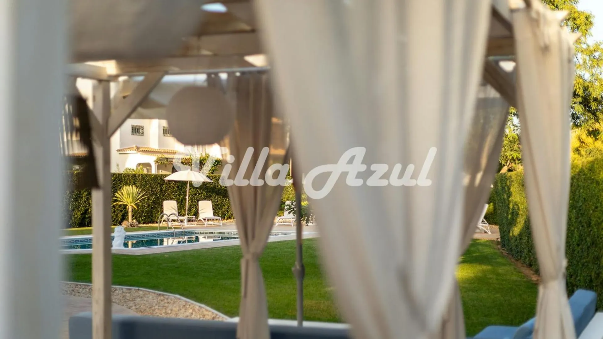 Elegant Villa With Private Pool In Quarteira 维拉摩拉
