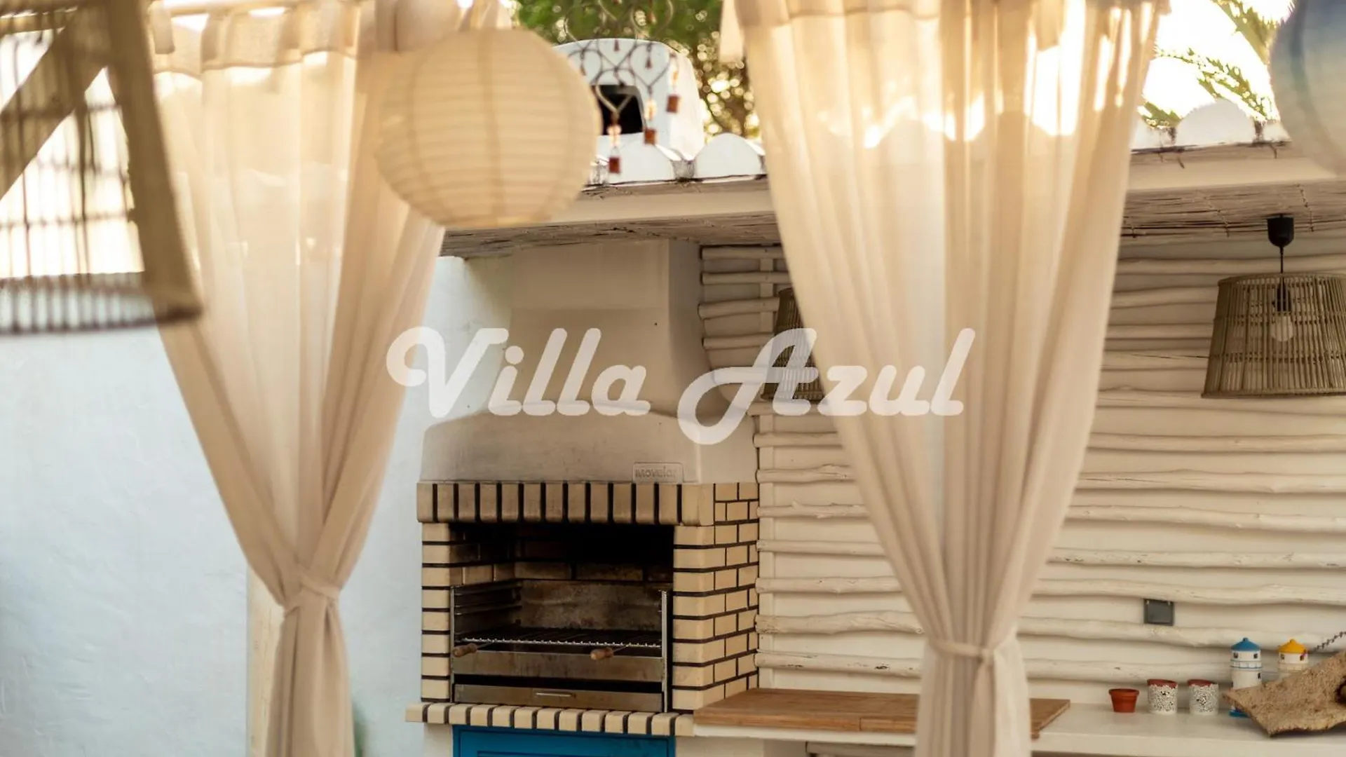 Elegant Villa With Private Pool In Quarteira Vilamoura