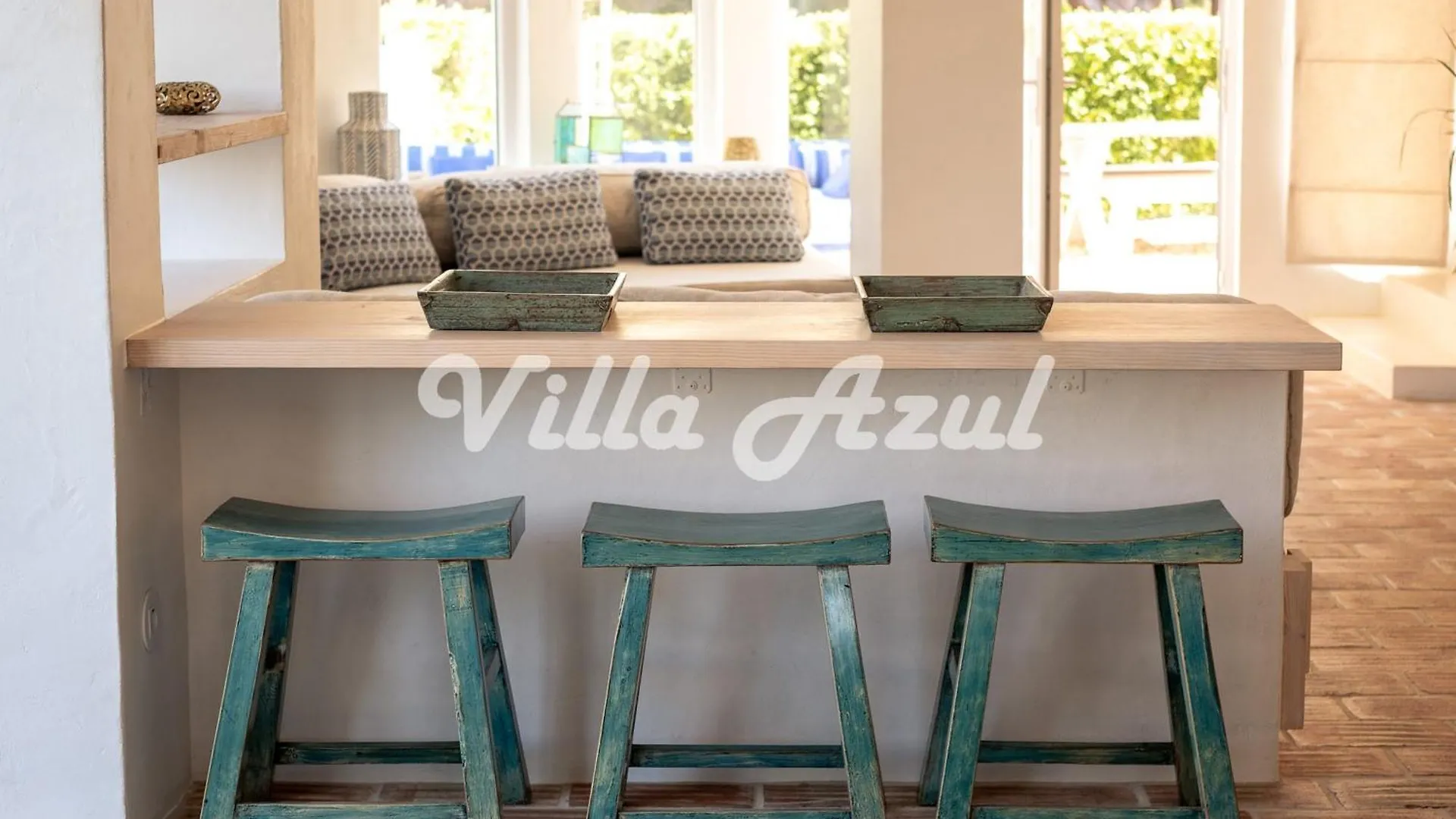 Elegant Villa With Private Pool In Quarteira Vilamoura Portugal