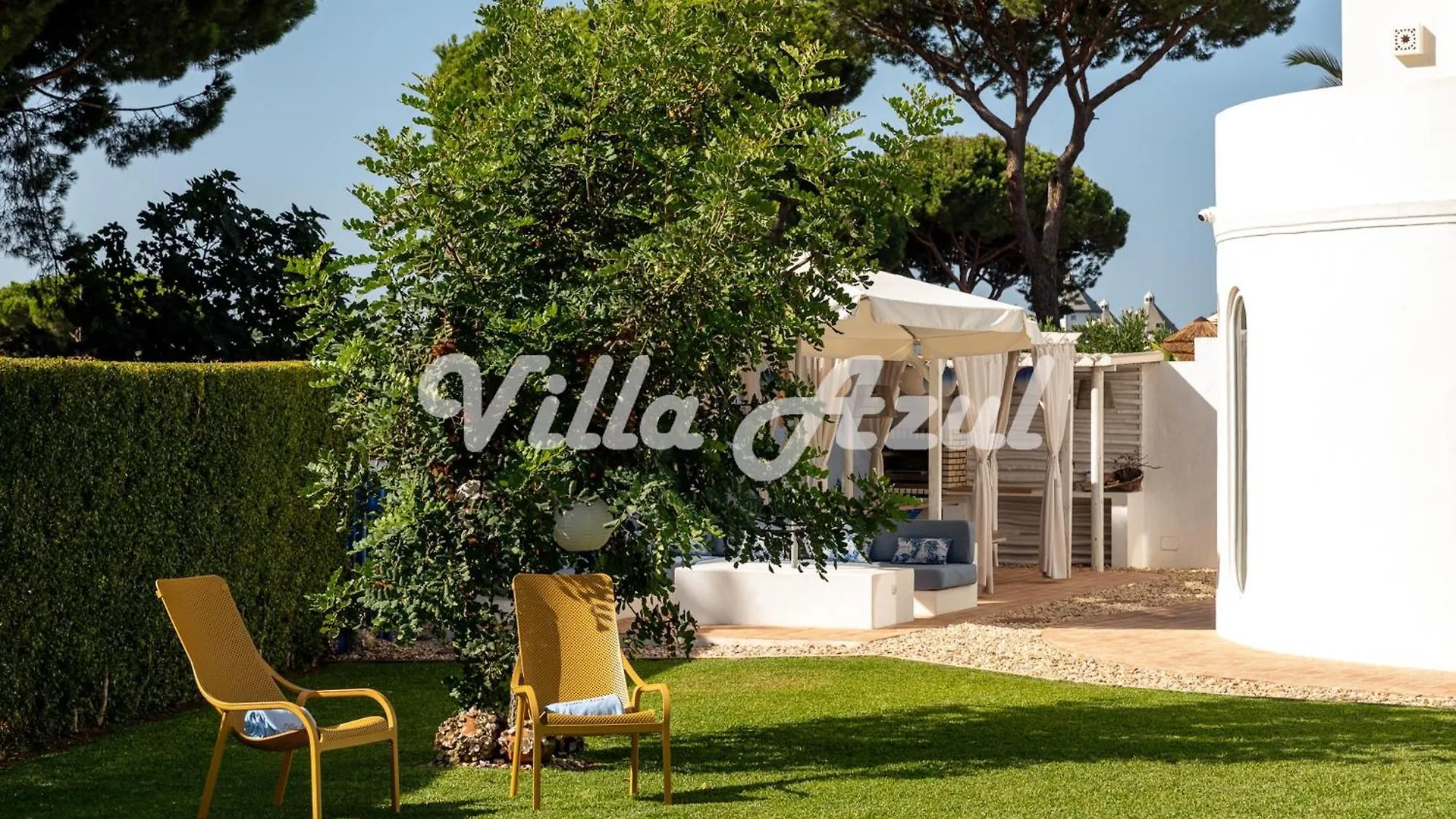 Elegant Villa With Private Pool In Quarteira Vilamoura